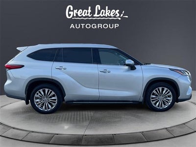 2023 Toyota Highlander Platinum