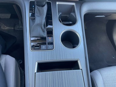 2025 Toyota Sienna LE 8 Passenger
