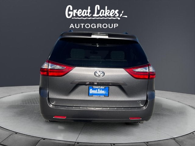 2017 Toyota Sienna LE 8 Passenger