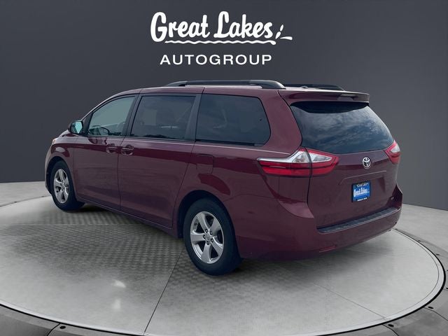 2017 Toyota Sienna LE 8 Passenger