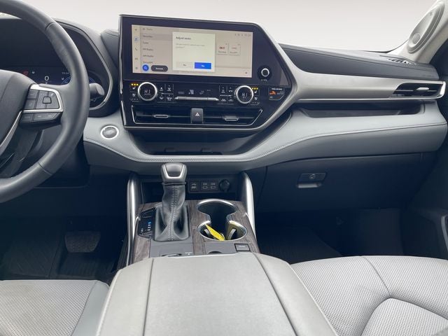 2024 Toyota HIGHLANDER HEV Limited