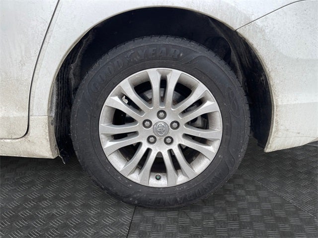 2017 Toyota SIENNA XLE 3.5L XLE 7 Passenger