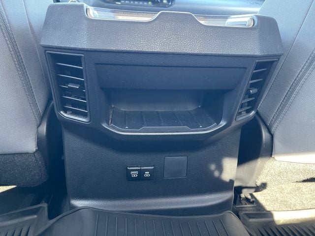 2024 Toyota TUNDRA 4X4 SR5