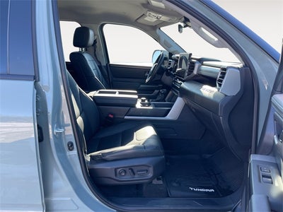 2024 Toyota TUNDRA 4X4 SR5
