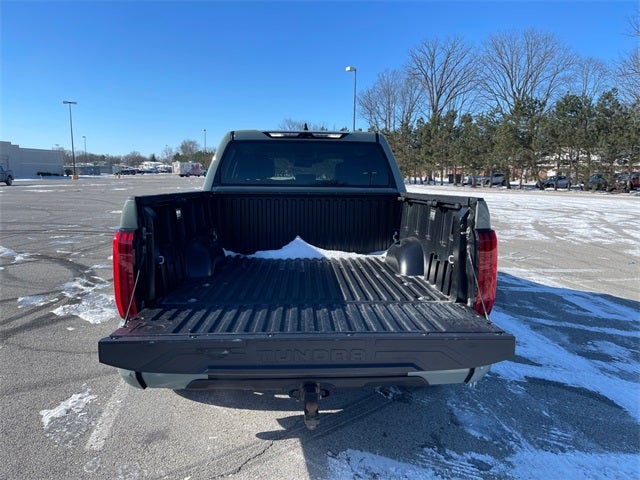2024 Toyota TUNDRA 4X4 SR5