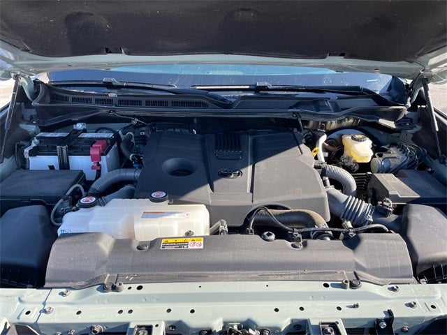 2024 Toyota TUNDRA 4X4 SR5