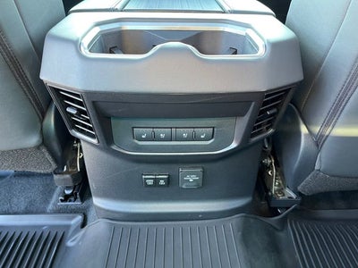 2025 Toyota TUNDRA 4X4 Platinum