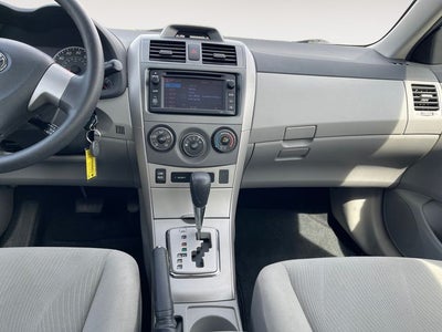 2013 Toyota COROLLA LE
