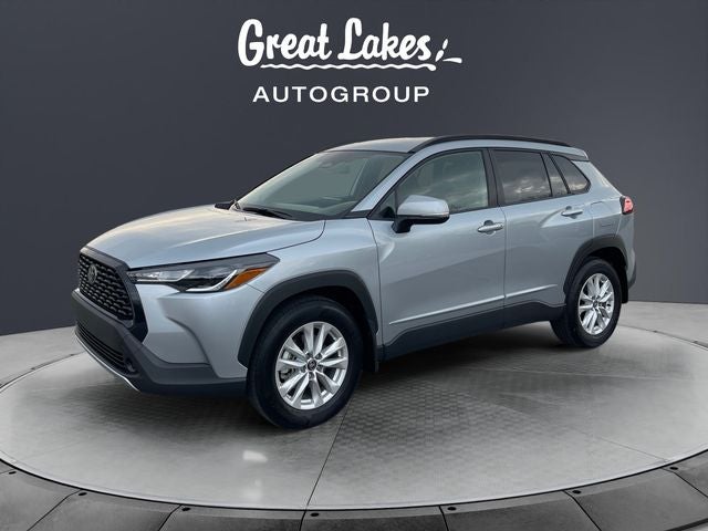 2024 Toyota Corolla Cross LE