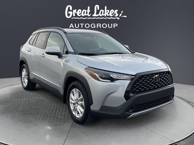 2024 Toyota Corolla Cross LE