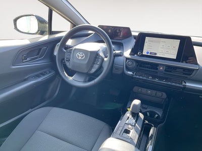 2025 Toyota PRIUS LE