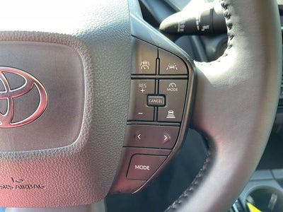 2025 Toyota PRIUS LE