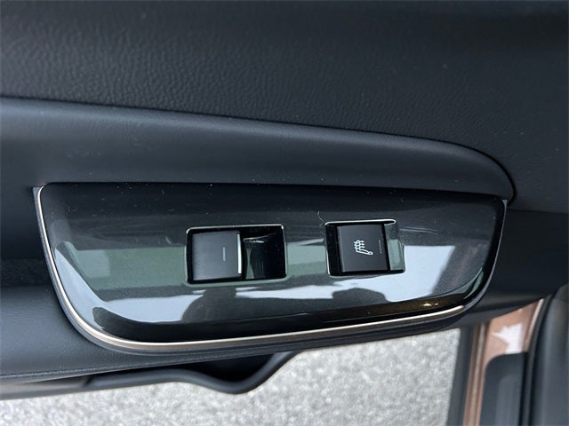 2026 Toyota CROWN Platinum