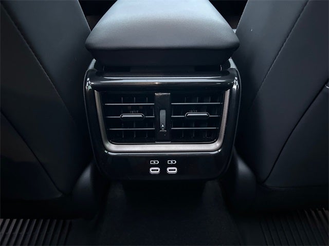 2026 Toyota CROWN Platinum