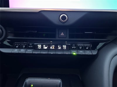 2026 Toyota CROWN Platinum