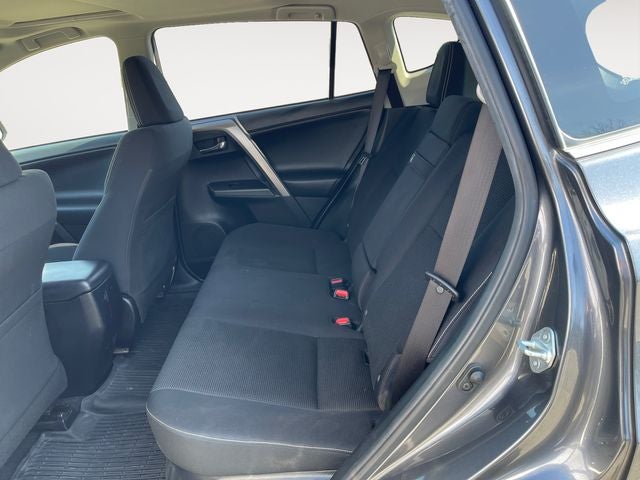 2018 Toyota RAV4 HYBRID XLE