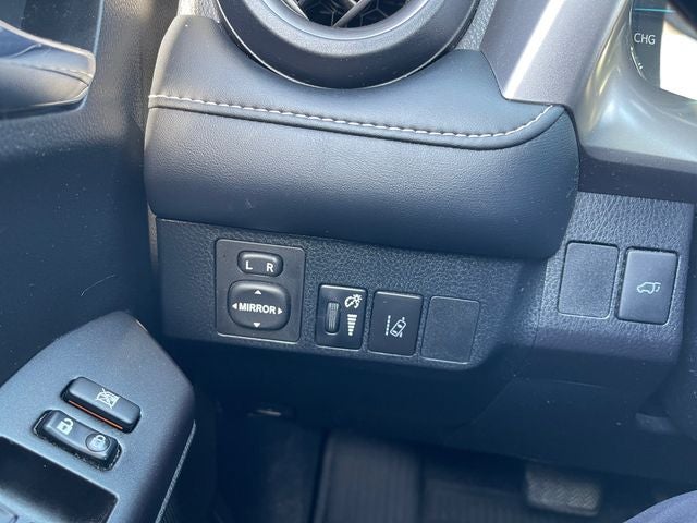 2018 Toyota RAV4 HYBRID XLE