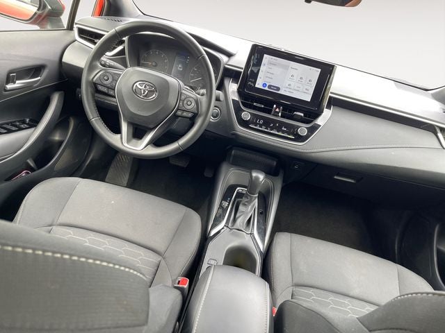 2025 Toyota Corolla Hatchback SE