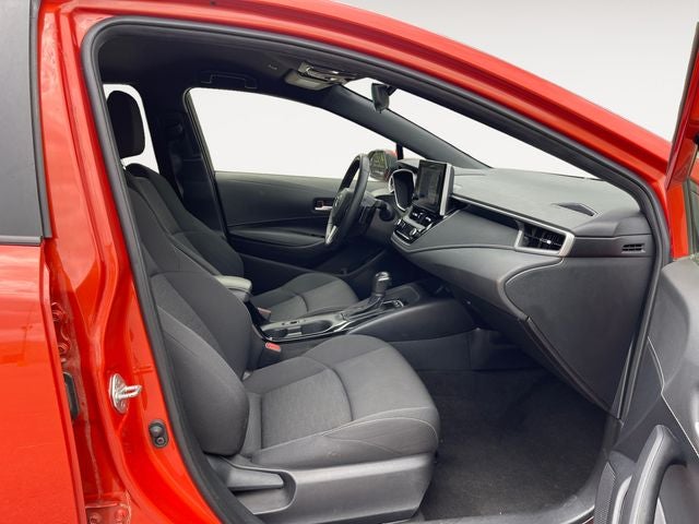 2025 Toyota Corolla Hatchback SE